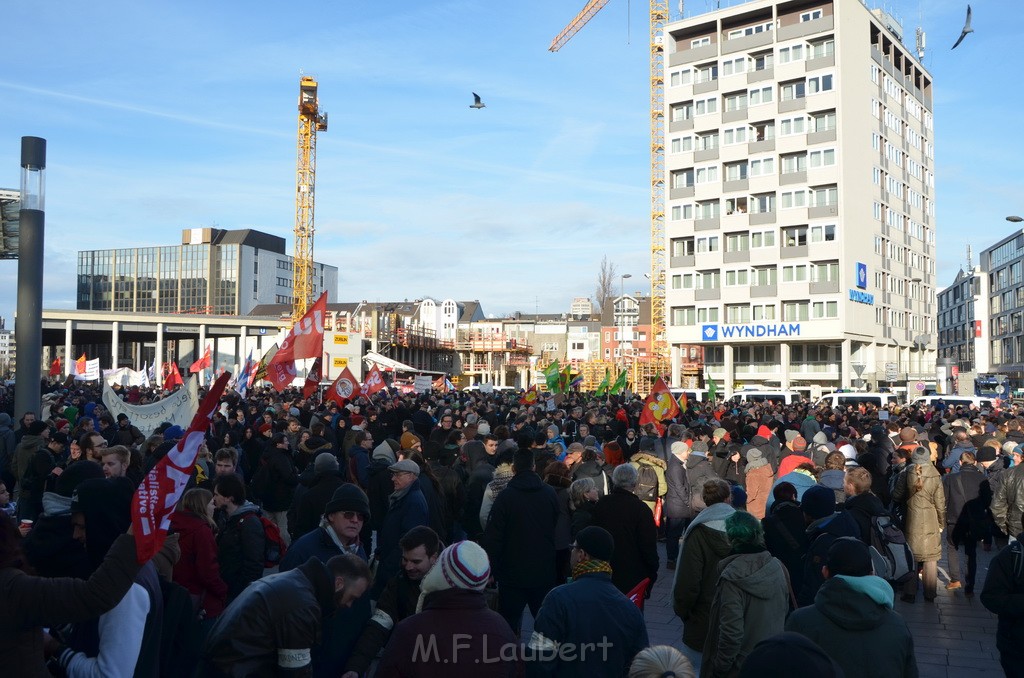 Demo Koelner Hauptbahnhof P010.JPG - Miklos Laubert